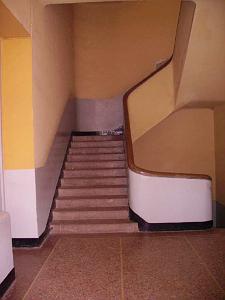 ORAN ECOLE BERTHELOT VERS LES ETAGES